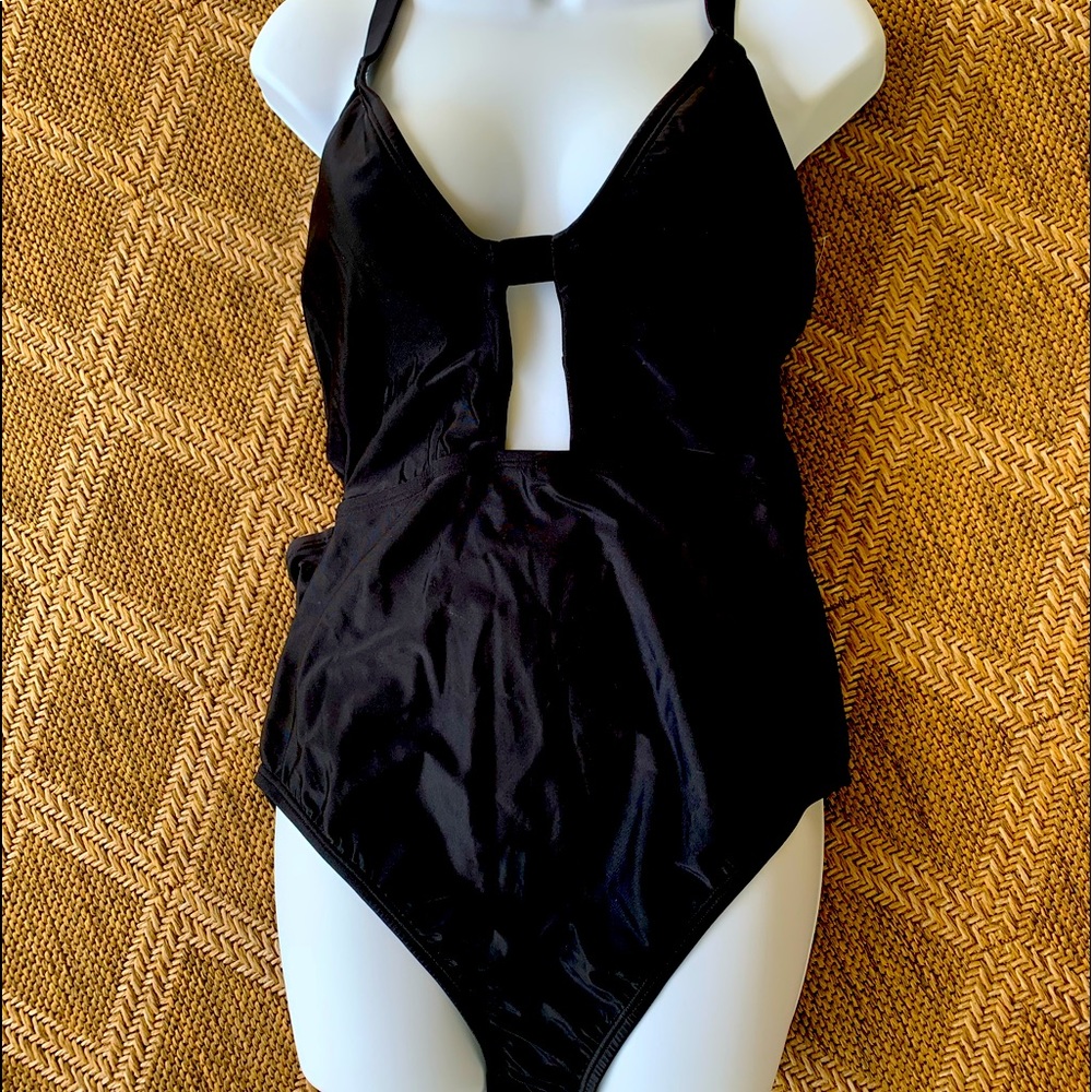 NEW Speedo one piece, XL